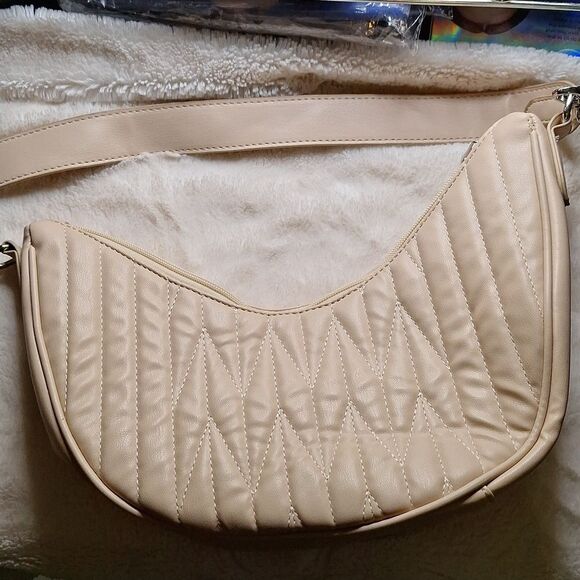 Cream color quilted shoulder bag asos - Picture 2 of 8